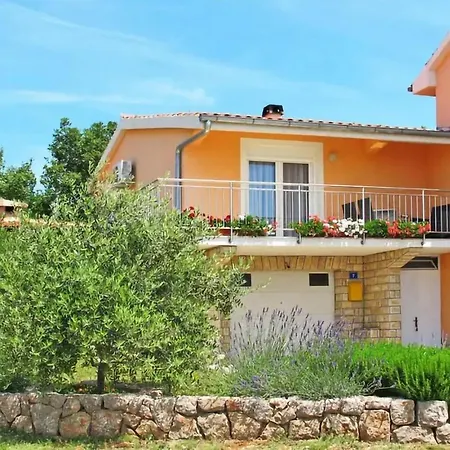 Apartmán Nice In With Kitchen Maslenica